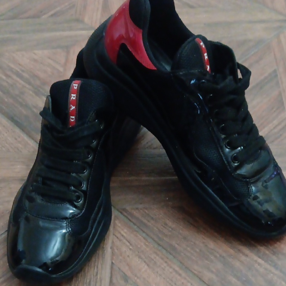 Prada Men's Black and Red Sneakers